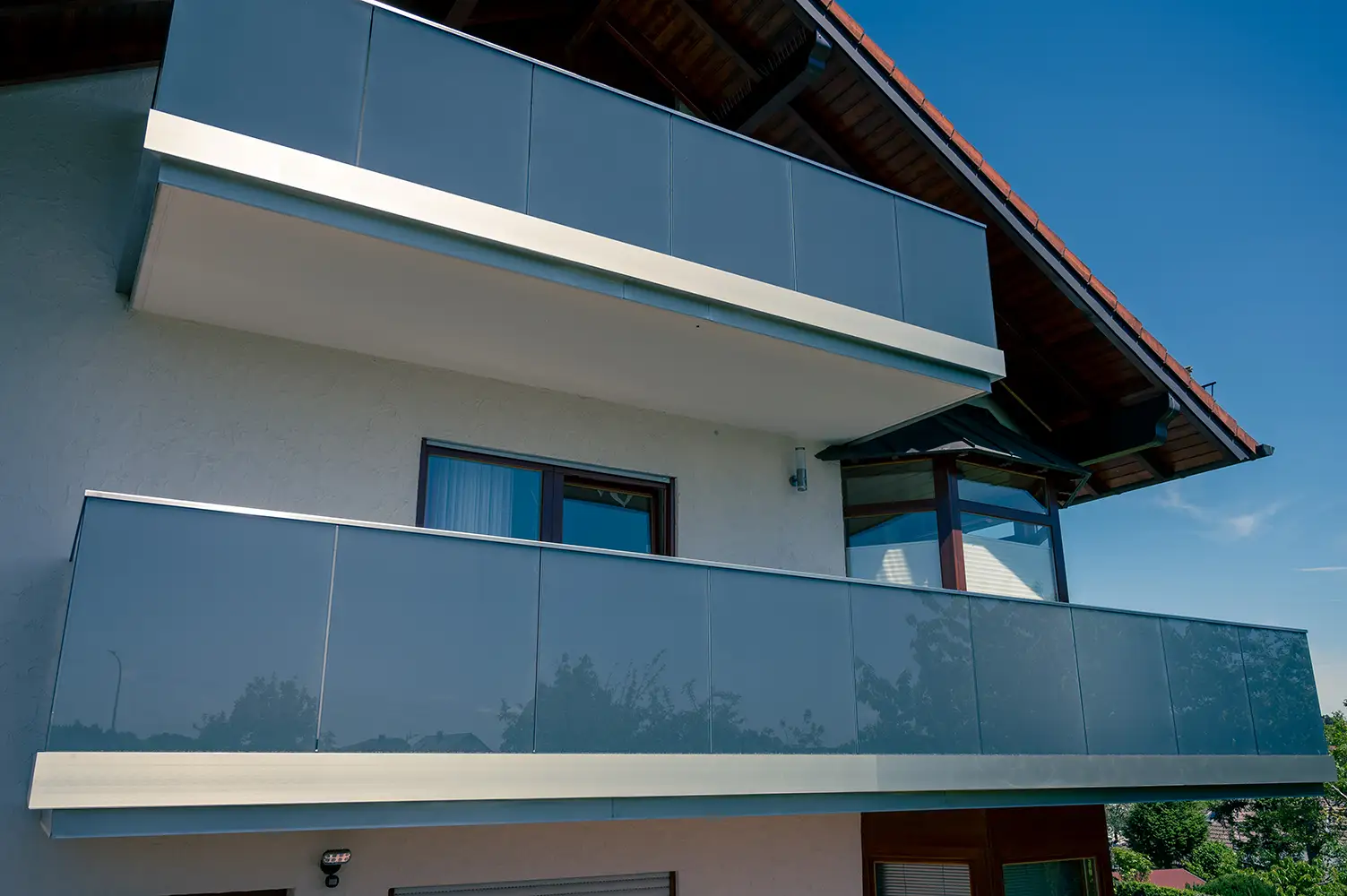 Bild zu index_gelaender_glas.webp